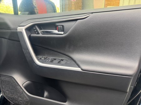 2024 Toyota RAV4 - photo 17