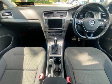 2016 Volkswagen Golf - photo 2