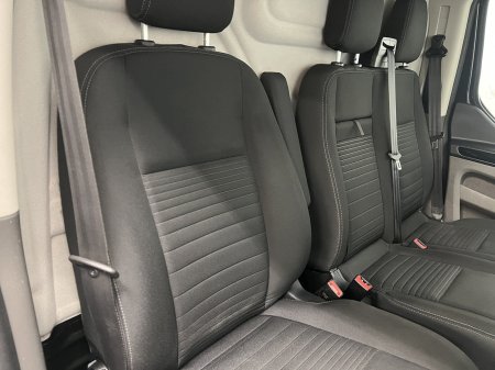 2023 Ford Transit Custom - photo 8