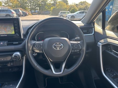 2021 Toyota RAV4 - photo 9