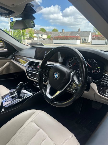 2018 BMW 5-Series - photo 7