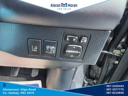 2018 Toyota RAV4 - photo 13