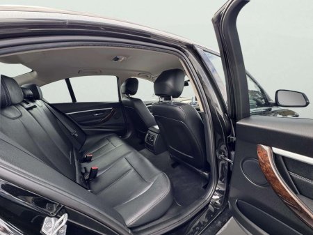 2016 BMW 3-Series - photo 9