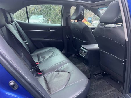 2023 Toyota Camry - photo 9