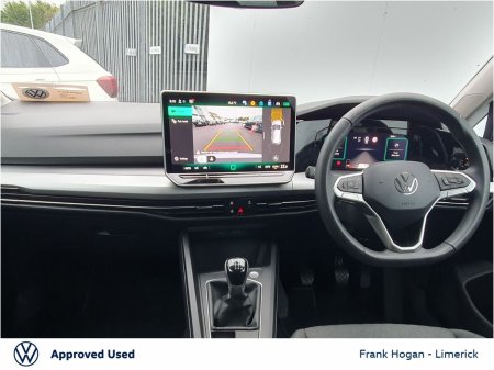 2027 Volkswagen Golf - photo 2