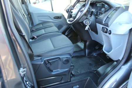 2019 Ford Transit - photo 10