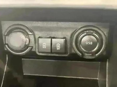 2025 Suzuki Swift - photo 26