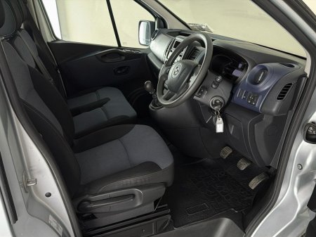 2017 Opel Vivaro - photo 20