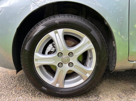 2010 Toyota Yaris - photo 27
