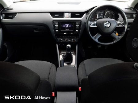 2015 Skoda Octavia - photo 2