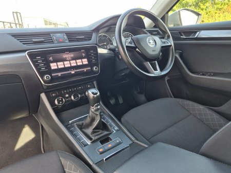 2021 Skoda Superb - photo 15