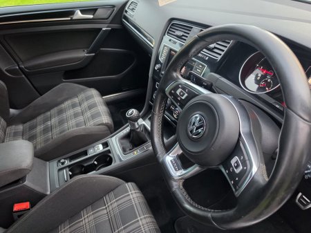 2016 Volkswagen Golf - photo 9