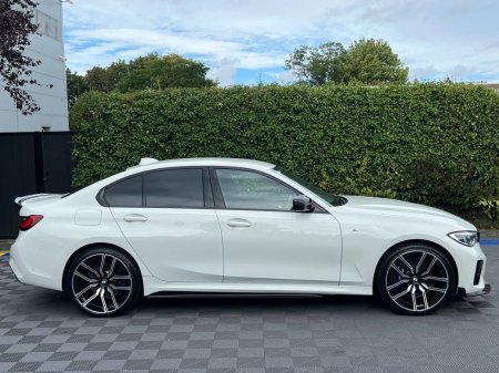 2021 BMW 3-Series - photo 2