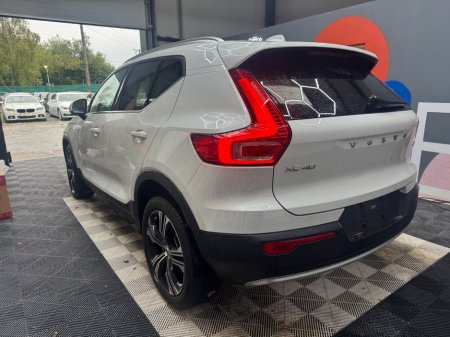 2021 Volvo XC40 - photo 5