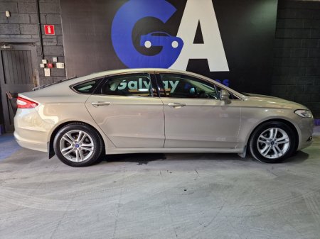 2015 Ford Mondeo - photo 11