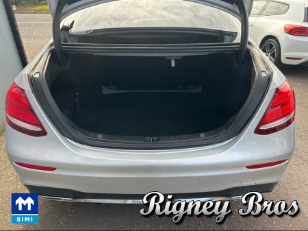 2017 Mercedes-Benz E-Class - photo 9