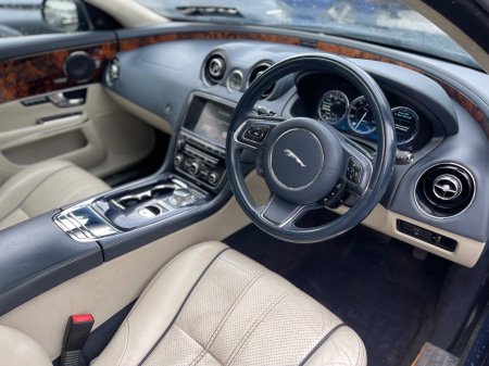 2013 Jaguar XJ - photo 10