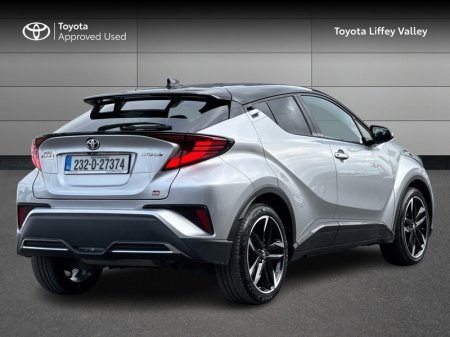 2023 Toyota C-HR - photo 2