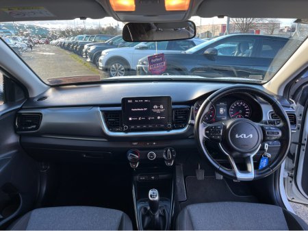 2024 Kia Stonic - photo 13