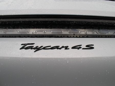 2026 Porsche Taycan - photo 23