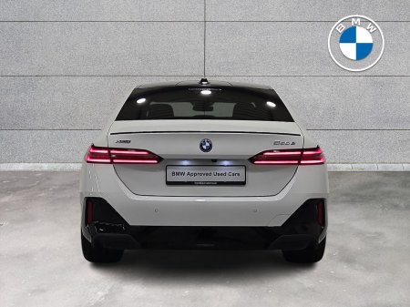 2024 BMW 5-Series - photo 15