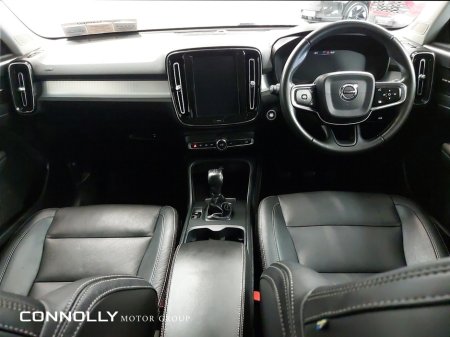 2021 Volvo XC40 - photo 4