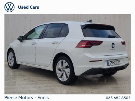 2025 Volkswagen Golf - photo 3