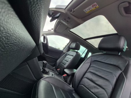 2020 Volkswagen Tiguan - photo 33