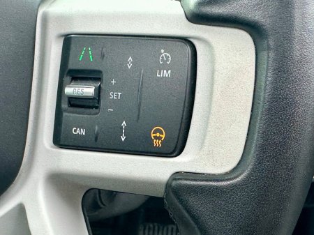 2025 Land Rover Defender - photo 16
