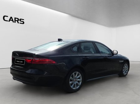 2018 Jaguar XF - photo 8