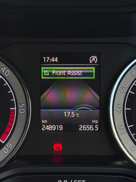2018 Skoda Superb - photo 14