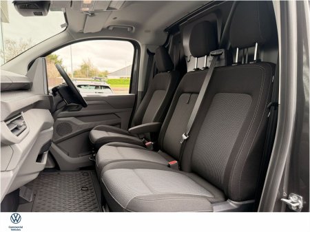 2026 Volkswagen Transporter - photo 4