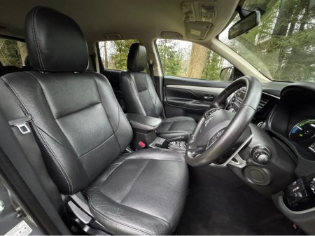 2015 Mitsubishi Outlander - photo 10