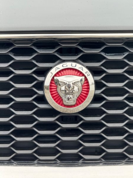 2019 Jaguar E-Pace - photo 7