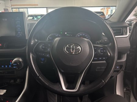 2019 Toyota RAV4 - photo 9