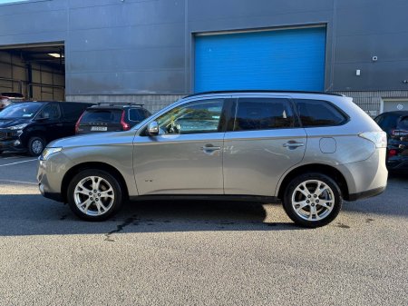 2014 Mitsubishi Outlander - photo 2