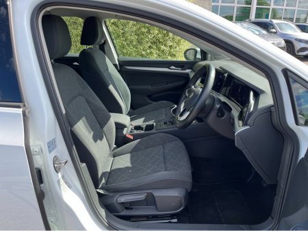 2020 Volkswagen Golf - photo 10