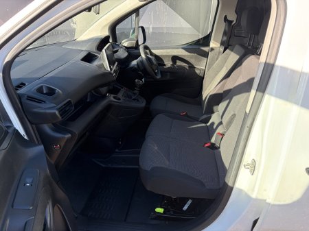 2022 Peugeot Partner - photo 12