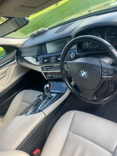 2010 BMW 5-Series - photo 12
