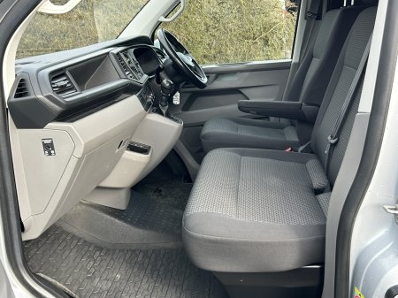 2020 Volkswagen Transporter - photo 18