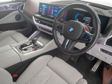 2024 BMW XM - photo 6