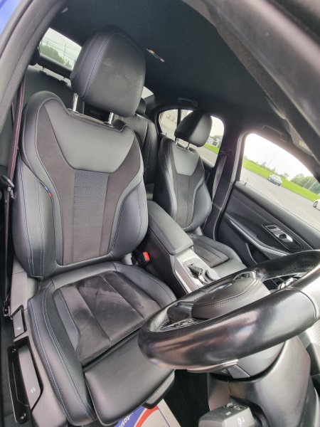 2023 BMW 3-Series - photo 32