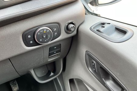2025 Ford Transit - photo 29