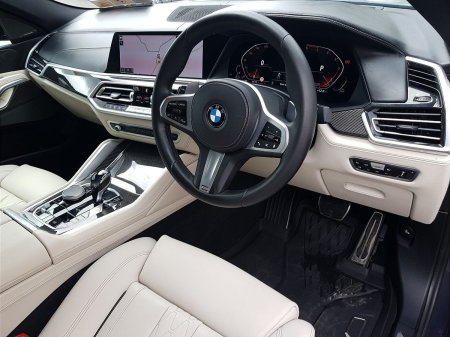 2020 BMW X6 - photo 6