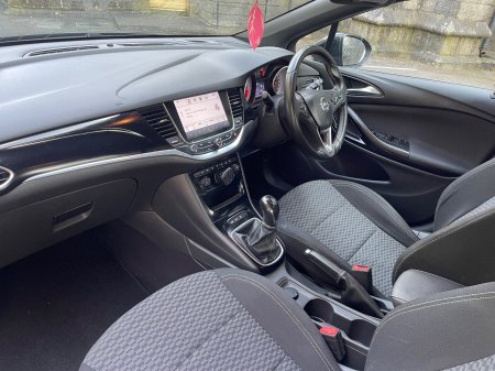 2017 Opel Astra - photo 21