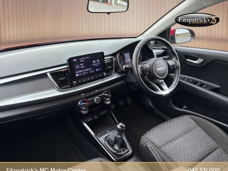 2021 Kia Rio - photo 6