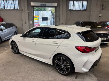 2021 BMW 1-Series - photo 3