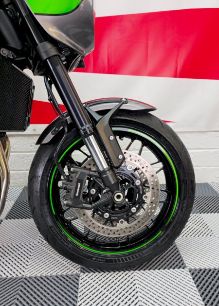 2020 Kawasaki Z 900 RS - photo 7