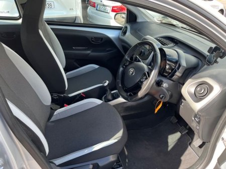 2015 Toyota Aygo - photo 6