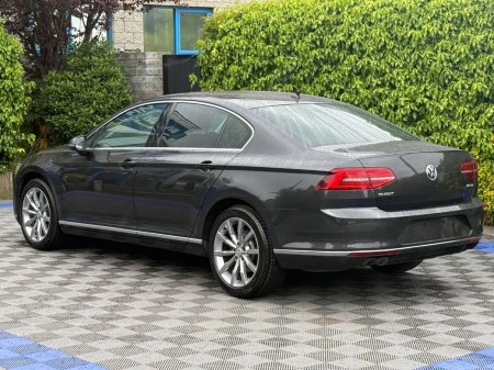 2019 Volkswagen Passat - photo 5